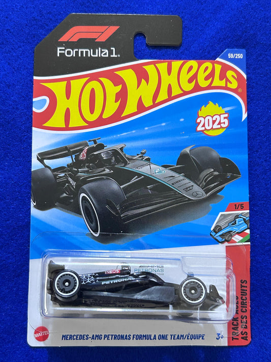 MERCEDES - AMG PETRONAS FORMULA ONE TEAM/EQUIPE