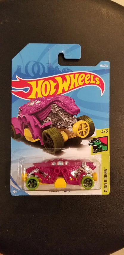 Hot Wheels 2018 - Collector # 230/365 - Dino Riders 4/5 - Double Demon - Purple - IC